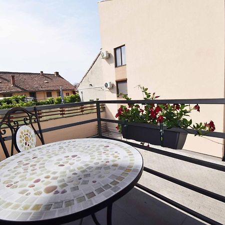 Luxury Apartment Central Târgu-Mureş Exteriör bild